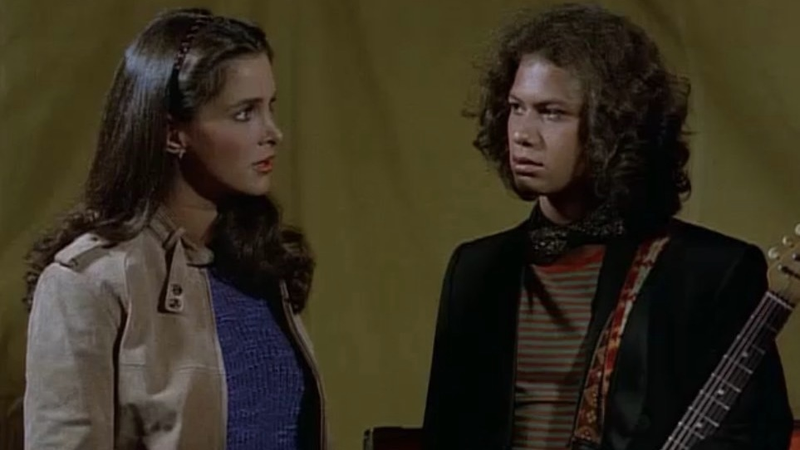The kids want to make it in showbiz, but they want to do it on their own terms, not “Pam has to date a sleazy producer” terms.